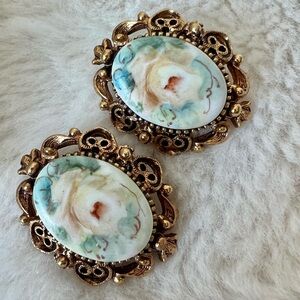 Vintage Floral Florenza clip on earrings